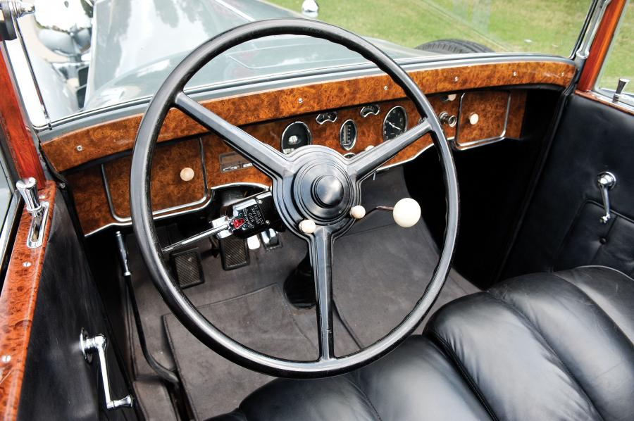  Packard Model 840 Deluxe Eight Convertible Coupe 1931 года  (фото 30 из 33)